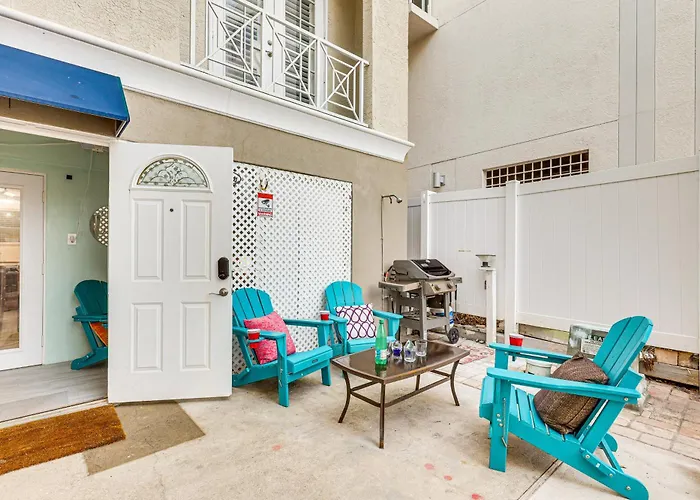 Holiday home Steps To Shore: Walkable Clearwater *