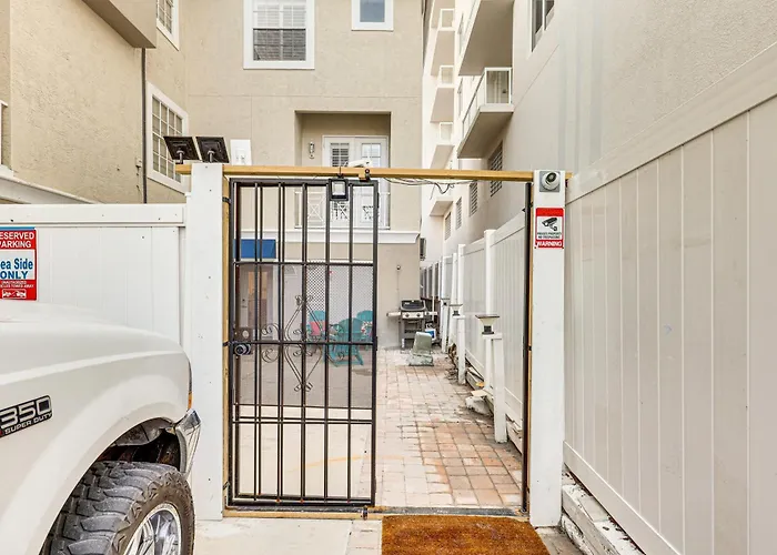 Steps To Shore: Walkable Clearwater Clearwater Beach